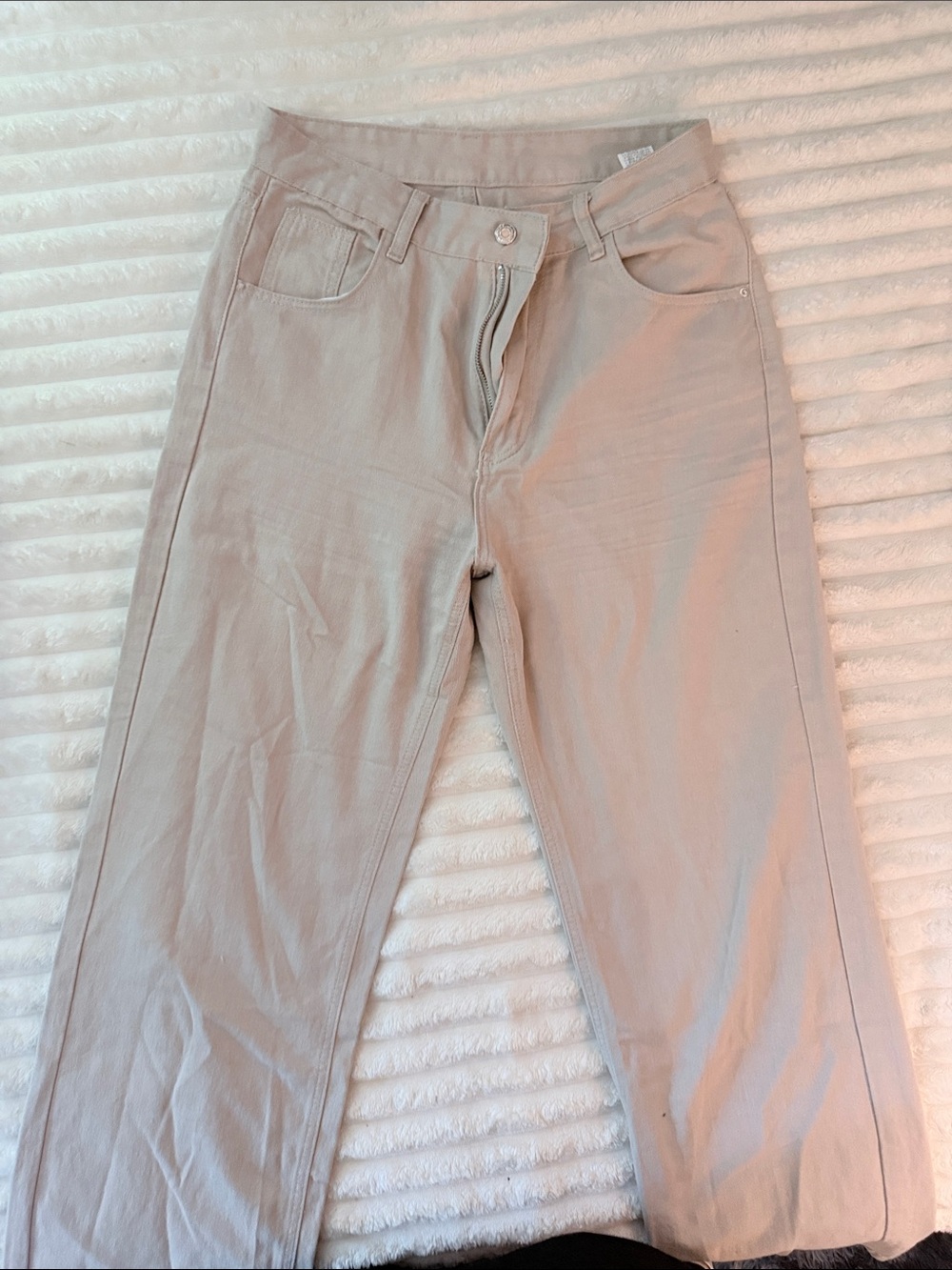 Women’s W30 Straight Leg Jeans in Light Beige